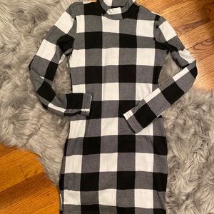 NWOT SHEIN Bodycon Turtleneck Dress 🤍🖤